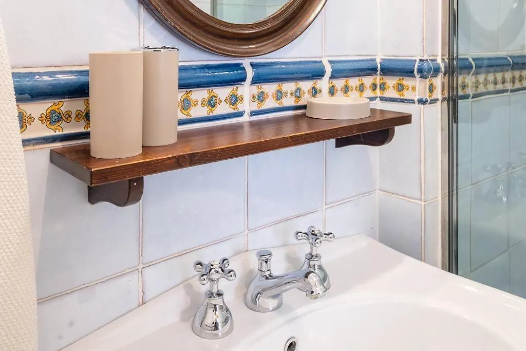 Noli Centro, Ampia Casa Stile Kinfolk + Parcheggio Apartment 0*,