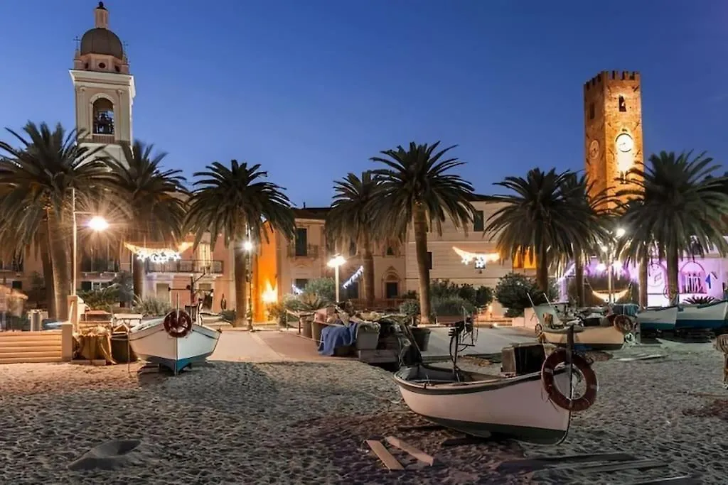 Noli Centro, Ampia Casa Stile Kinfolk + Parcheggio Apartment Italy