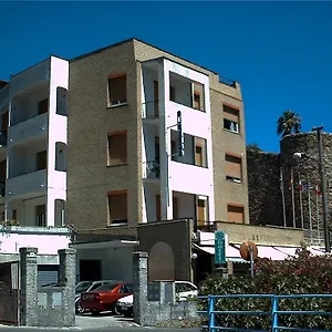 Gino Hotel
