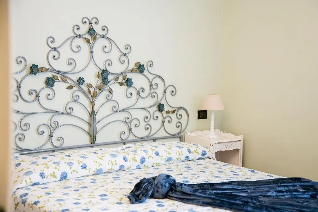 Noli Centro, Ampia Casa Stile Kinfolk + Parcheggio Διαμέρισμα