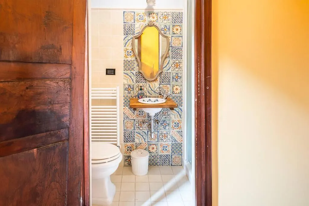 Noli Centro, Ampia Casa Stile Kinfolk + Parcheggio Διαμέρισμα
